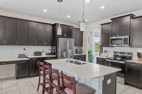 Casa en venta en Davenport, Florida, 5 dormitorios, 334.45 m2 № 1788951 - foto 7