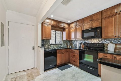 Купить кондоминиум в Сарасота, Флорида 6 комнат, 94.39м2, № 1718777 - фото 5