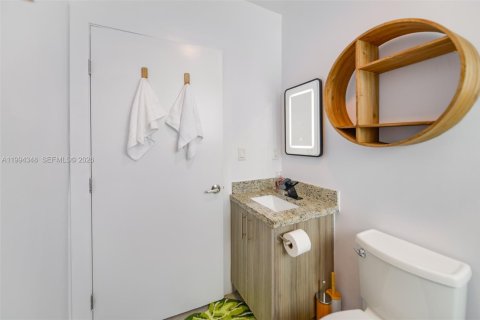 Appartement à louer à Miami, Floride: 1 chambre, 68.75 m2 № 2063081 - photo 17