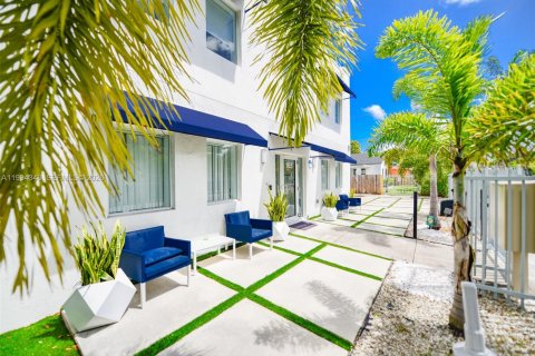 Appartement à louer à Miami, Floride: 1 chambre, 68.75 m2 № 2063081 - photo 27