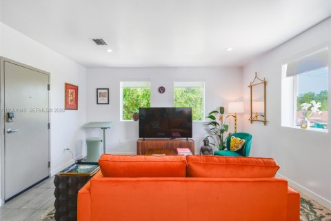 Appartement à louer à Miami, Floride: 1 chambre, 68.75 m2 № 2063081 - photo 3