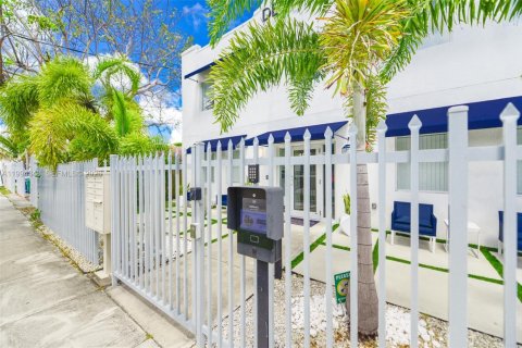 Appartement à louer à Miami, Floride: 1 chambre, 68.75 m2 № 2063081 - photo 29