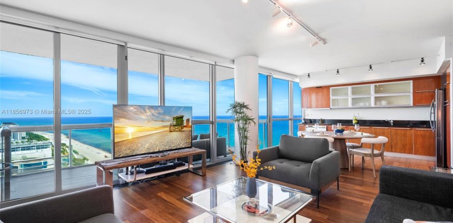 Condo in Miami Beach, Florida, 2 bedrooms  № 2022942
