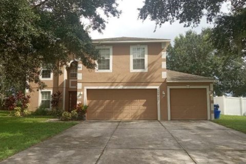 Casa en venta en Mascotte, Florida, 4 dormitorios, 271.65 m2 № 1364487 - foto 1