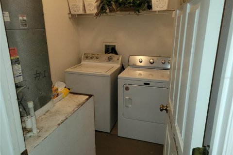 Casa en venta en Mascotte, Florida, 4 dormitorios, 271.65 m2 № 1364487 - foto 21