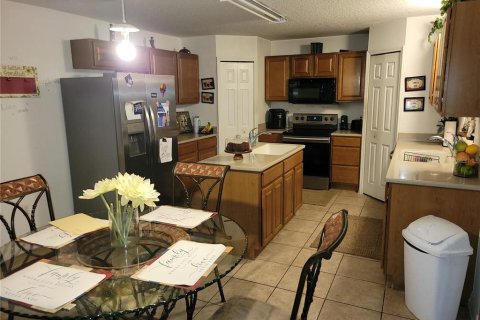 Casa en venta en Mascotte, Florida, 4 dormitorios, 271.65 m2 № 1364487 - foto 7