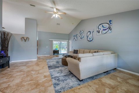 Villa ou maison à vendre à Palm Coast, Floride: 5 chambres, 250.09 m2 № 2324821 - photo 7