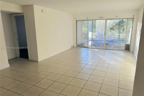 Condominio en venta en Sunrise, Florida, 2 dormitorios, 116.31 m2 № 2054866 - foto 4