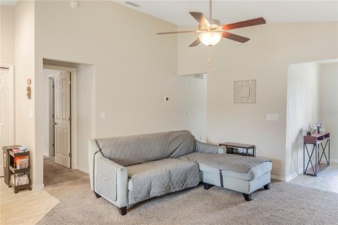 House in Haines City, Florida 3 bedrooms, 122.63 sq.m. № 2347856 - photo 10