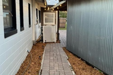 House in Orlando, Florida 3 bedrooms, 113.81 sq.m. № 1838811 - photo 9