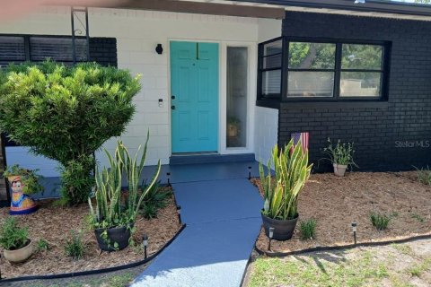 House in Orlando, Florida 3 bedrooms, 113.81 sq.m. № 1838811 - photo 3