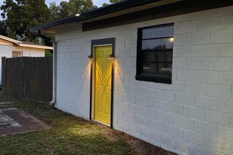 House in Orlando, Florida 3 bedrooms, 113.81 sq.m. № 1838811 - photo 8