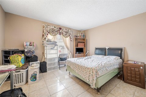 Купить виллу или дом в Лейк-Уорт, Флорида 3 спальни, 146.04м2, № 1955809 - фото 15