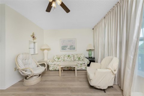 Condo in Englewood, Florida, 1 bedroom  № 1342331 - photo 7