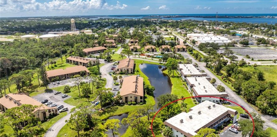 Condo in Englewood, Florida, 1 bedroom № 1342331