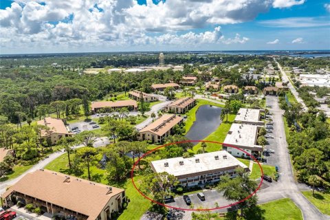 Condo in Englewood, Florida, 1 bedroom  № 1342331 - photo 25