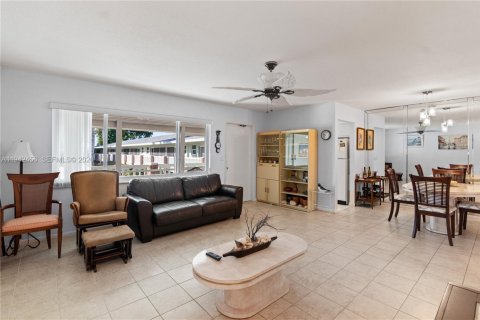 Copropriété à vendre à Pompano Beach, Floride: 2 chambres, 102.19 m2 № 2152762 - photo 24
