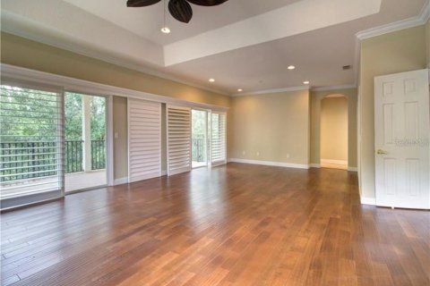 Casa en alquiler en Tampa, Florida, 5 dormitorios, 291.25 m2 № 1883995 - foto 19