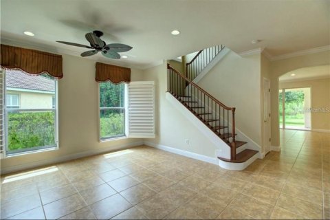 Casa en alquiler en Tampa, Florida, 5 dormitorios, 291.25 m2 № 1883995 - foto 5
