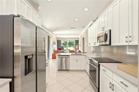 Casa en venta en Lake Mary, Florida, 4 dormitorios, 209.03 m2 № 2167114 - foto 18