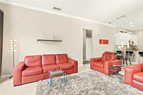 Casa en venta en Lake Mary, Florida, 4 dormitorios, 209.03 m2 № 2167114 - foto 24