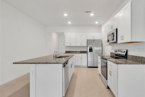 Adosado en alquiler en Parrish, Florida, 3 dormitorios, 154.78 m2 № 1880532 - foto 7
