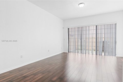 Touwnhouse à louer à Miami, Floride: 3 chambres, 159.05 m2 № 2020902 - photo 10