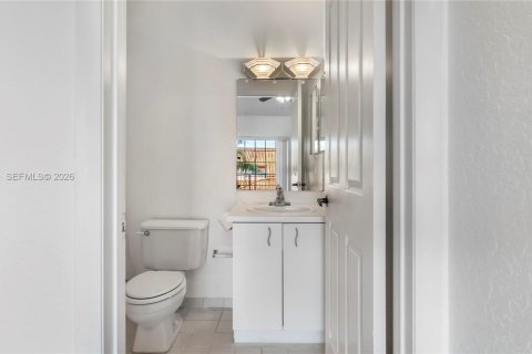 Touwnhouse à louer à Miami, Floride: 3 chambres, 159.05 m2 № 2020902 - photo 26