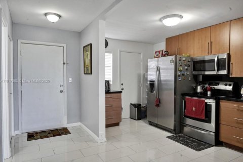 Condominio en venta en Miami, Florida, 2 dormitorios, 96.25 m2 № 1774288 - foto 9