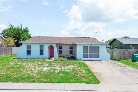 Casa en Port Richey, Florida 3 dormitorios, 122.63 m2 № 2238159