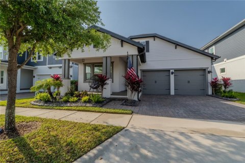 House in Winter Garden, Florida 4 bedrooms, 236.44 sq.m. № 1907671 - photo 2