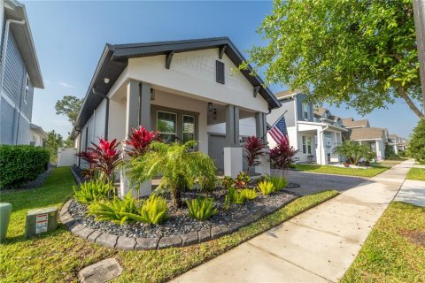 House in Winter Garden, Florida 4 bedrooms, 236.44 sq.m. № 1907671 - photo 3