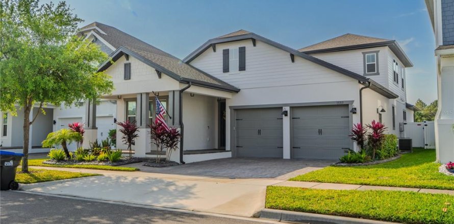 House in Winter Garden, Florida 4 bedrooms, 236.44 sq.m. № 1907671