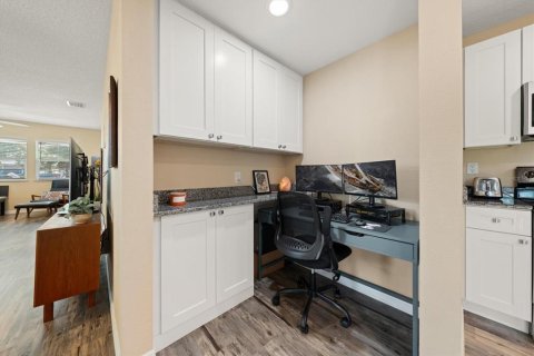 Villa ou maison à vendre à Palm Harbor, Floride: 2 chambres, 112.23 m2 № 2149996 - photo 11