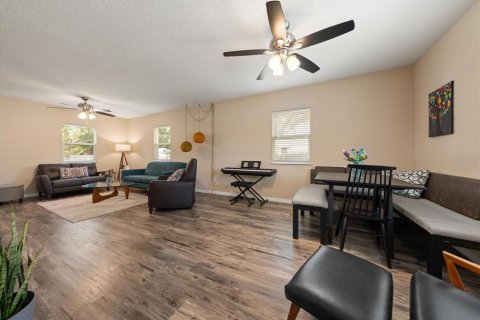 Villa ou maison à vendre à Palm Harbor, Floride: 2 chambres, 112.23 m2 № 2149996 - photo 7