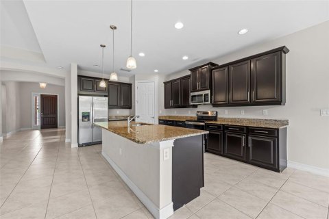 Villa ou maison à vendre à Fort Myers, Floride: 3 chambres, 239.97 m2 № 2321404 - photo 13