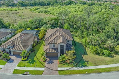 Casa en venta en Venice, Florida, 5 dormitorios, 305.18 m2 № 2314818 - foto 2