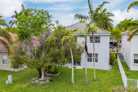 Villa ou maison à louer à Weston, Floride: 5 chambres, 248.23 m2 № 2010982 - photo 25
