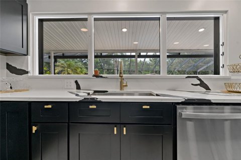 Casa en venta en Dunedin, Florida, 4 dormitorios, 235.6 m2 № 1837632 - foto 15