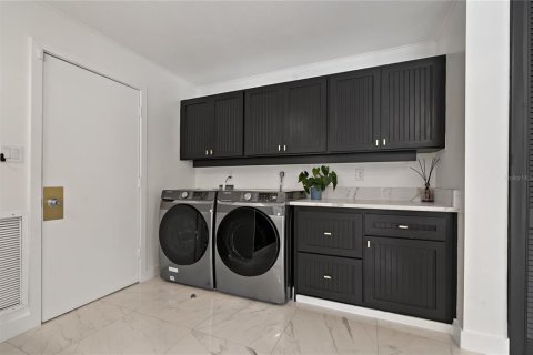 Casa en venta en Dunedin, Florida, 4 dormitorios, 235.6 m2 № 1837632 - foto 27