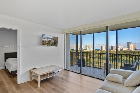 Condominio en venta en Aventura, Florida, 2 dormitorios, 107.49 m2 № 1974918 - foto 6