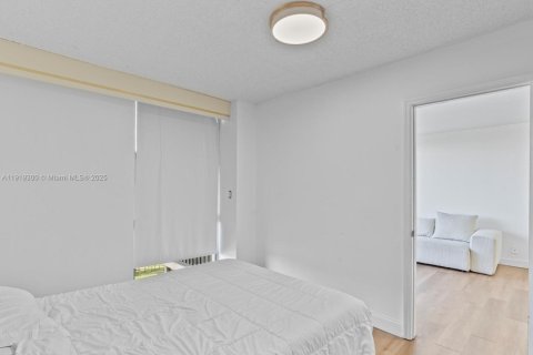 Condominio en venta en Aventura, Florida, 2 dormitorios, 107.49 m2 № 1974918 - foto 23