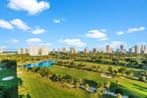 Condominio en venta en Aventura, Florida, 2 dormitorios, 107.49 m2 № 1974918 - foto 24