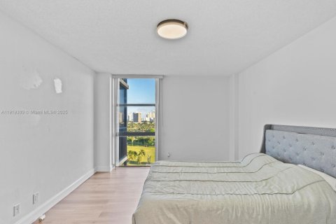 Condominio en venta en Aventura, Florida, 2 dormitorios, 107.49 m2 № 1974918 - foto 17
