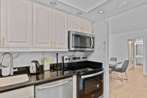Condominio en venta en Aventura, Florida, 2 dormitorios, 107.49 m2 № 1974918 - foto 14