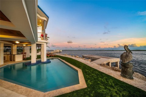Casa en venta en Key Largo, Florida, 4 dormitorios, 345.88 m2 № 1989589 - foto 6