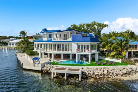 Casa en venta en Key Largo, Florida, 4 dormitorios, 345.88 m2 № 1989589 - foto 3