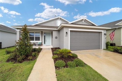 House in Ocala, Florida 3 bedrooms, 172.43 sq.m. № 1571889 - photo 1