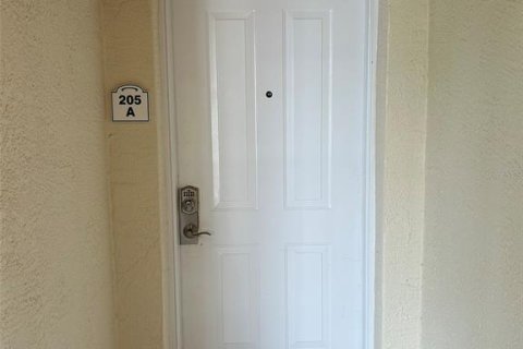 Appartement à louer à Bradenton, Floride: 1 chambre, 75.25 m2 № 1628637 - photo 1