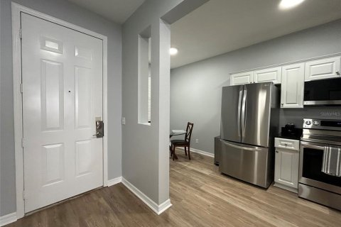 Appartement à louer à Bradenton, Floride: 1 chambre, 75.25 m2 № 1628637 - photo 2